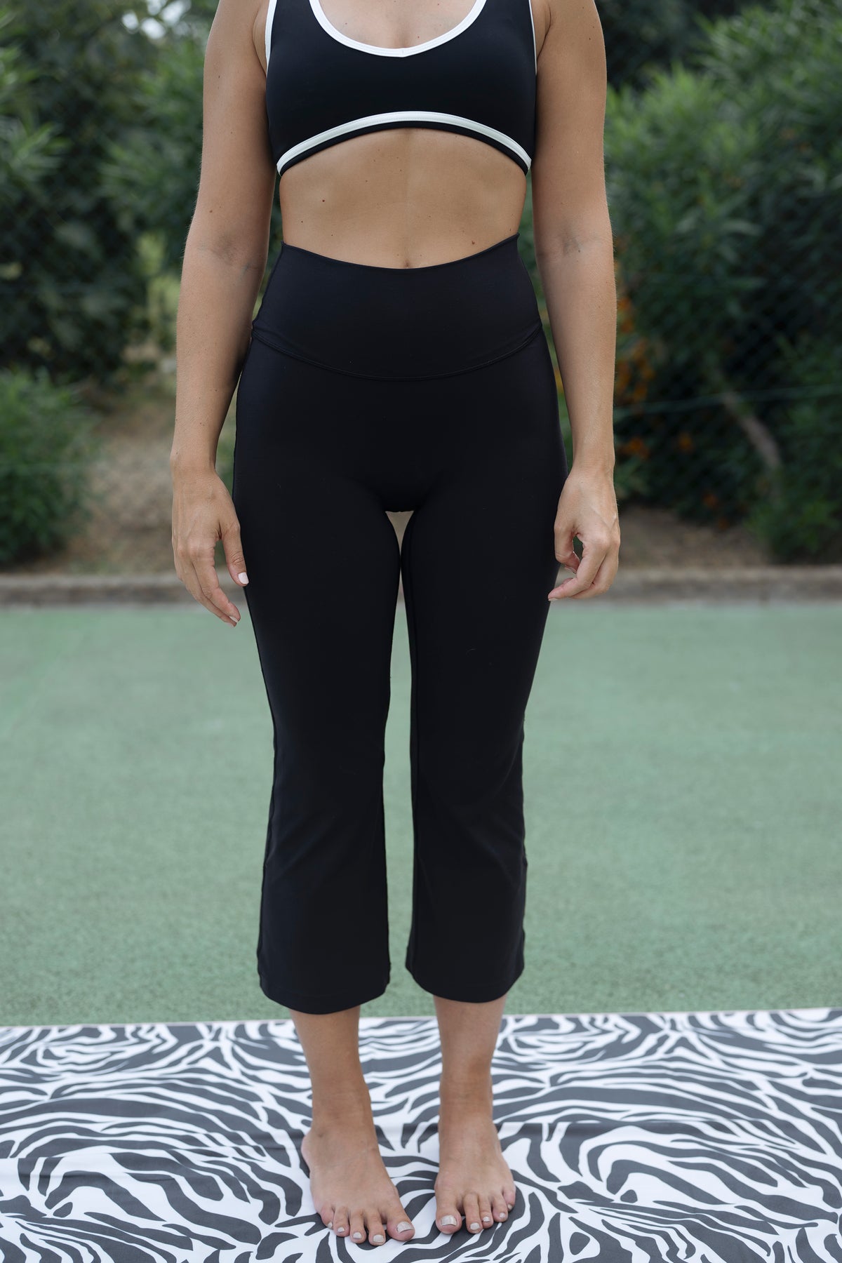 Capri 3/4 Flare Negro