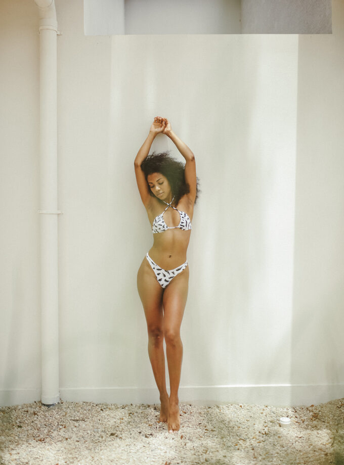 Alexa Bottoms Libera